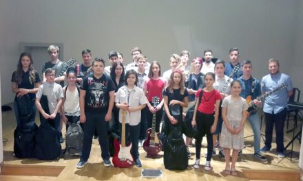 Suita – škola sviranja i pjevanja pripremila završnu glazbenu produkciju